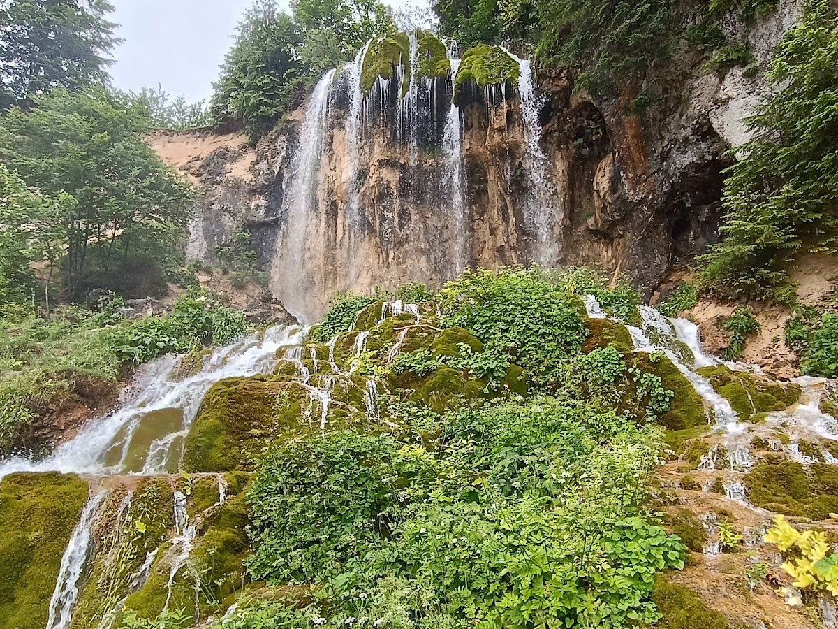 Cascada Pișoaia