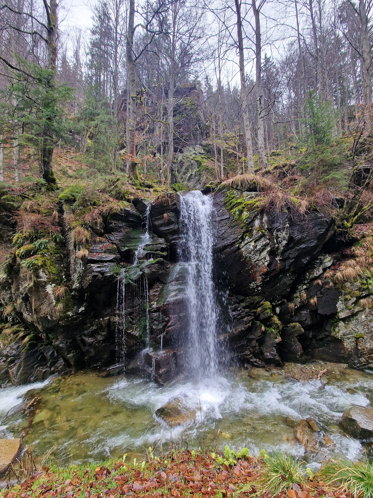 Cascada Voalul Miresei - foto 2