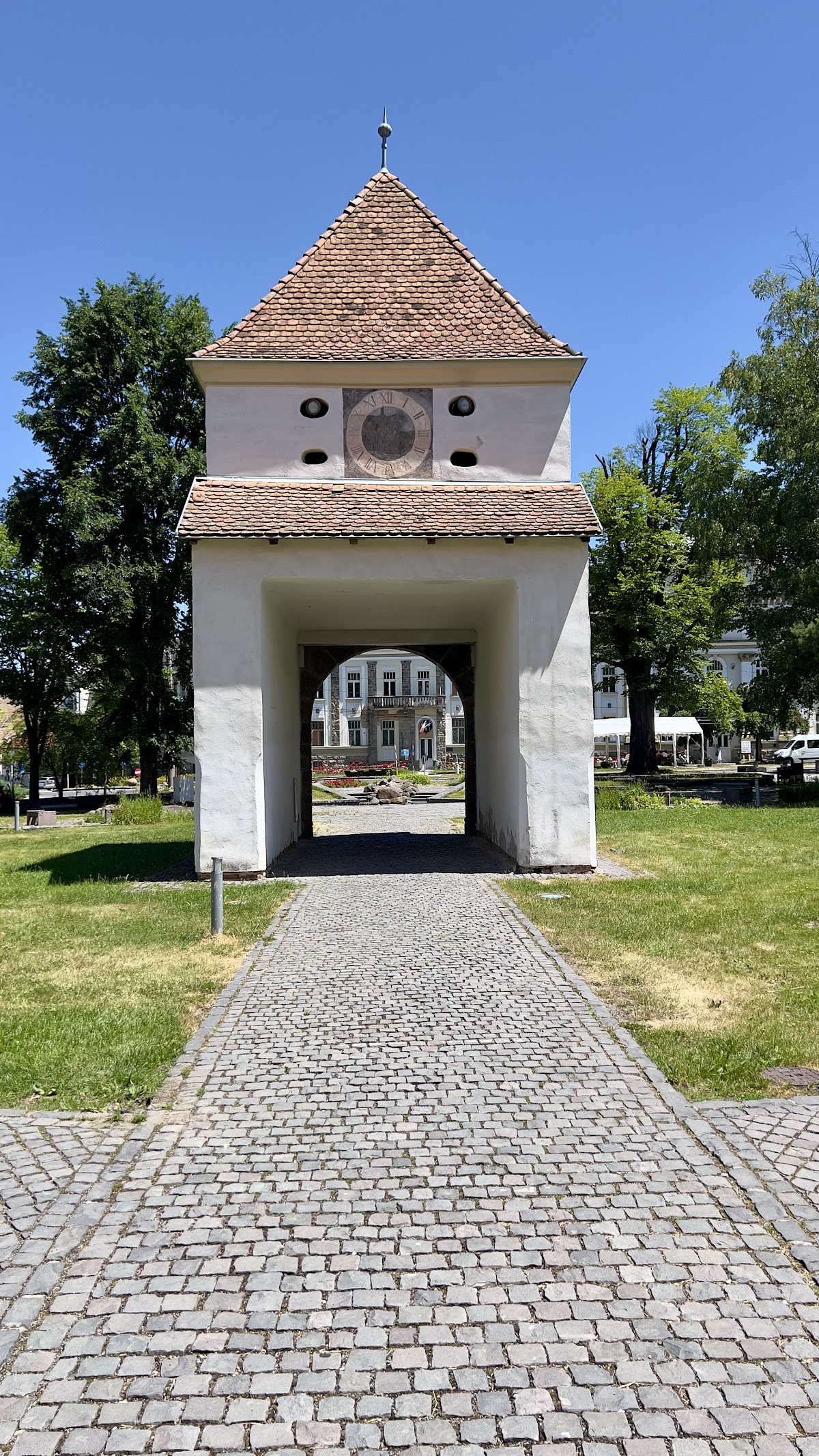 Mikó Castle - foto 2