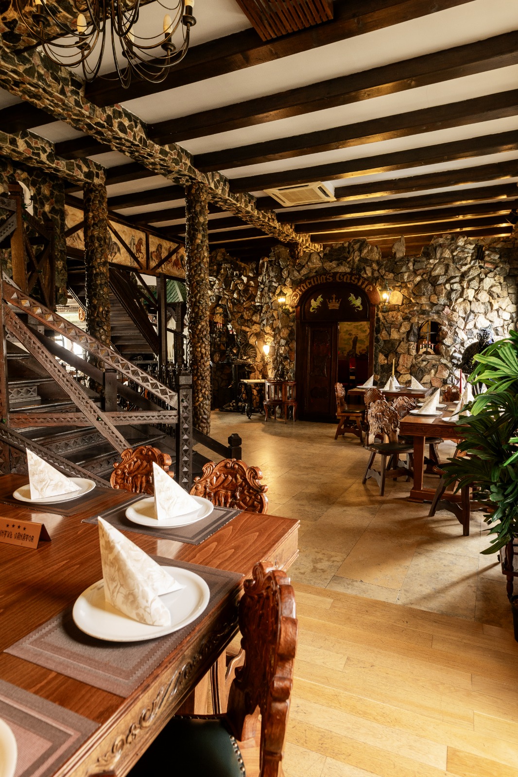 Vadász Herceg Kastély - foto 1