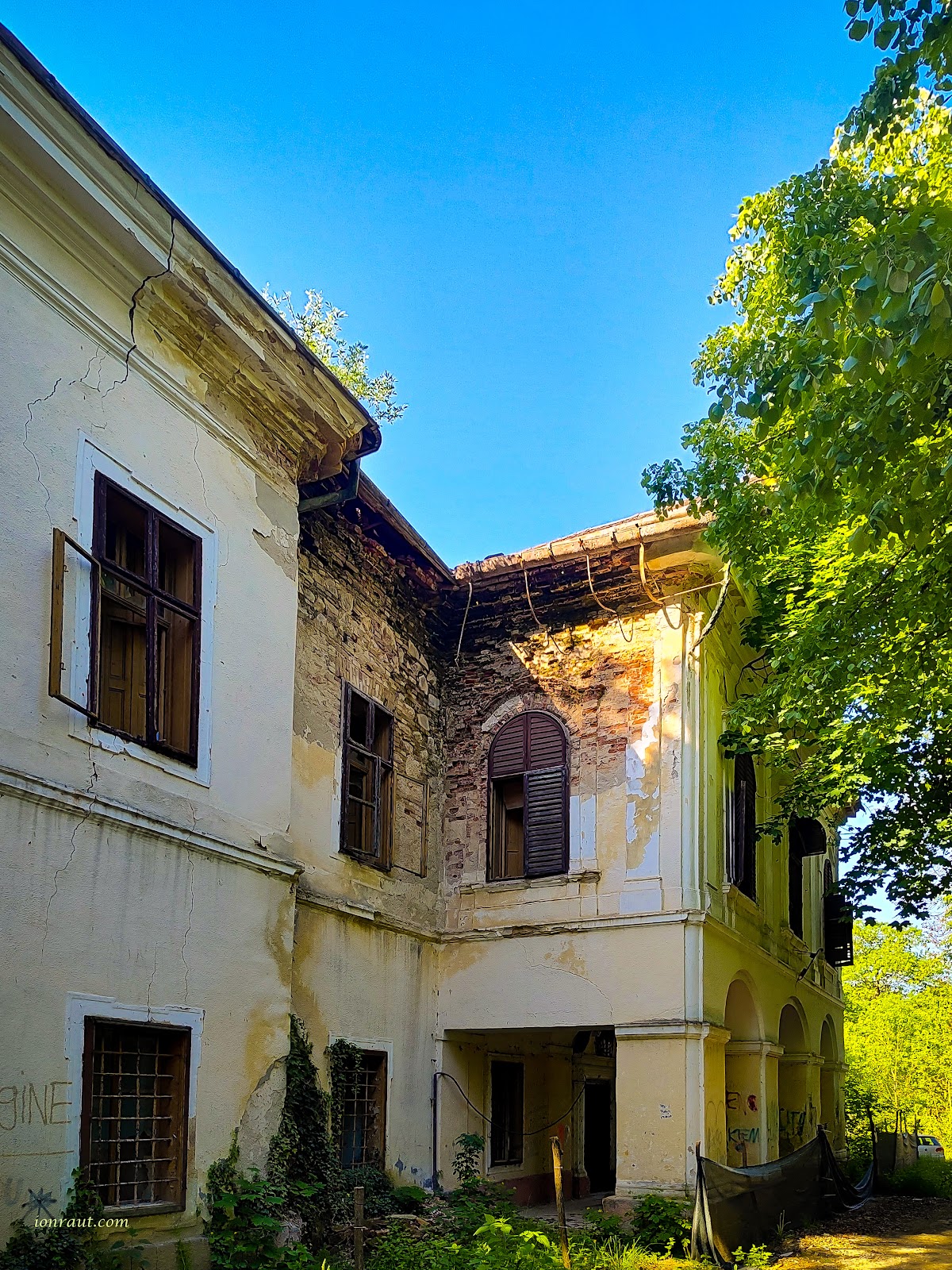 Castelul Vecsey