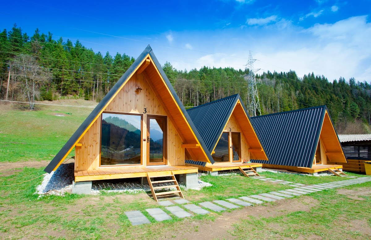 Casute Piatra Teiului SRL