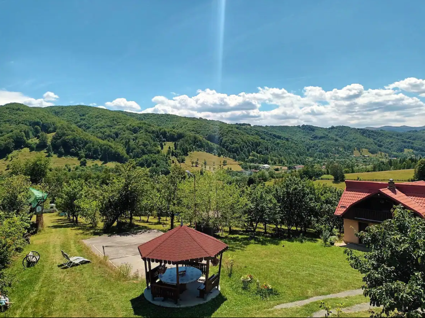 Căsuțe rustice Bănița, Băniţa