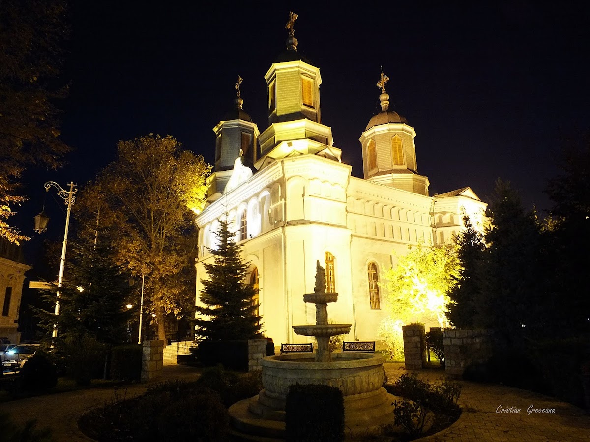 Catedrala Episcopală „Sf. Ierarh Nicolae” - foto 2