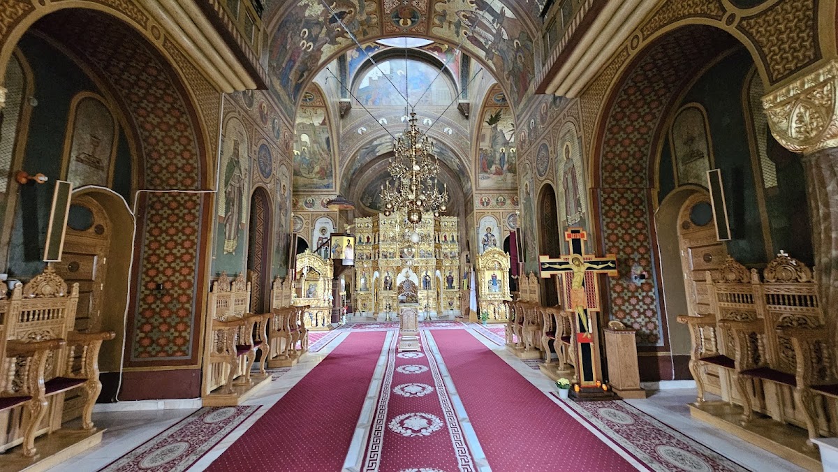 Episcopal Cathedral "Saint Hierarch Nicholas" and "The Protection of the Mother of God" - foto 2