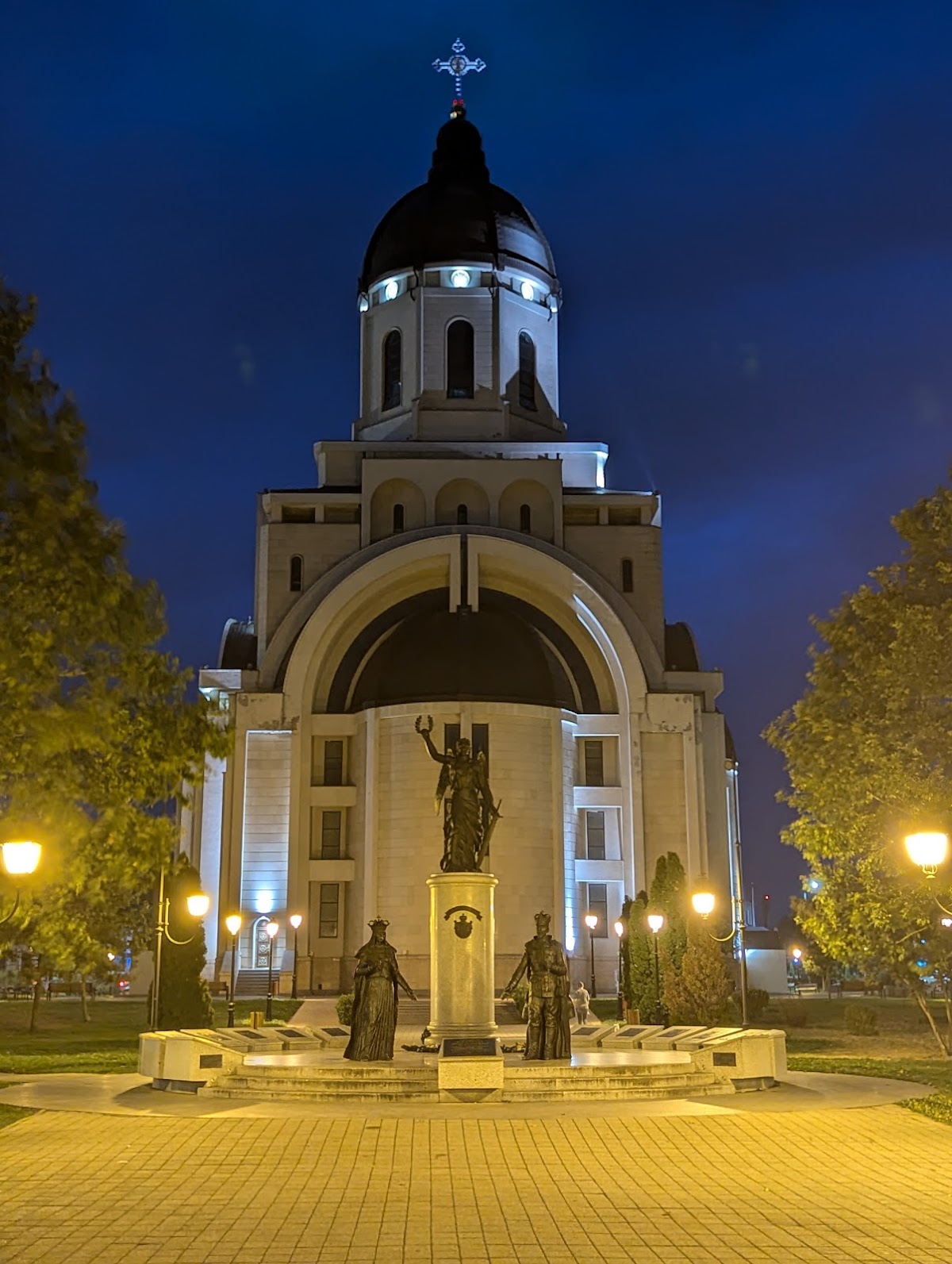 Catedrala "Înălțarea Domnului" Bacău - foto 2