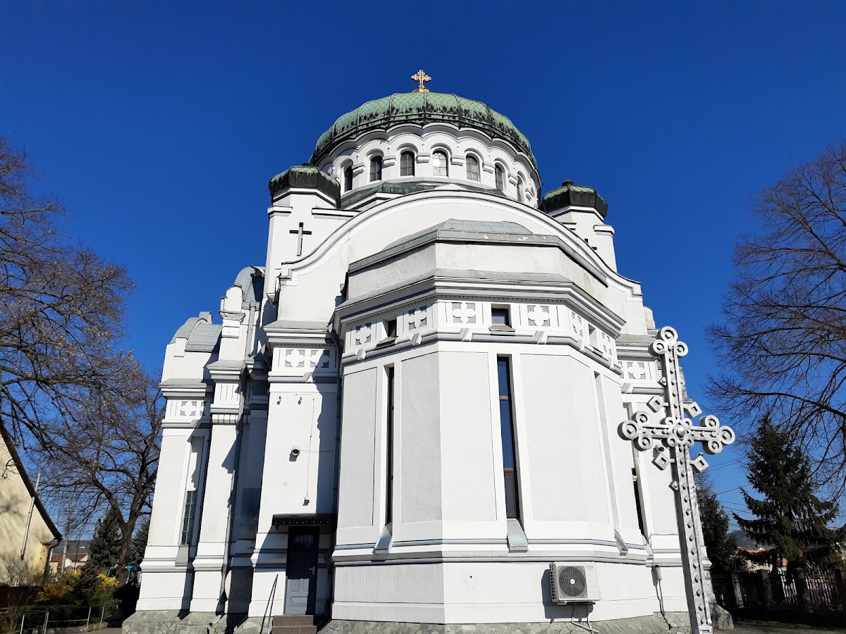 Catedrala Ortodoxă cu hramul Sf.Arhangheli Mihail și Gavril - foto 4