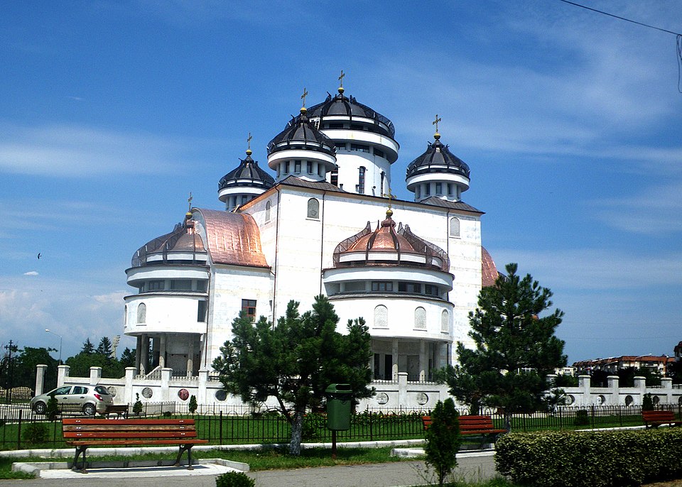 Catedrala principala Mioveni, Mioveni