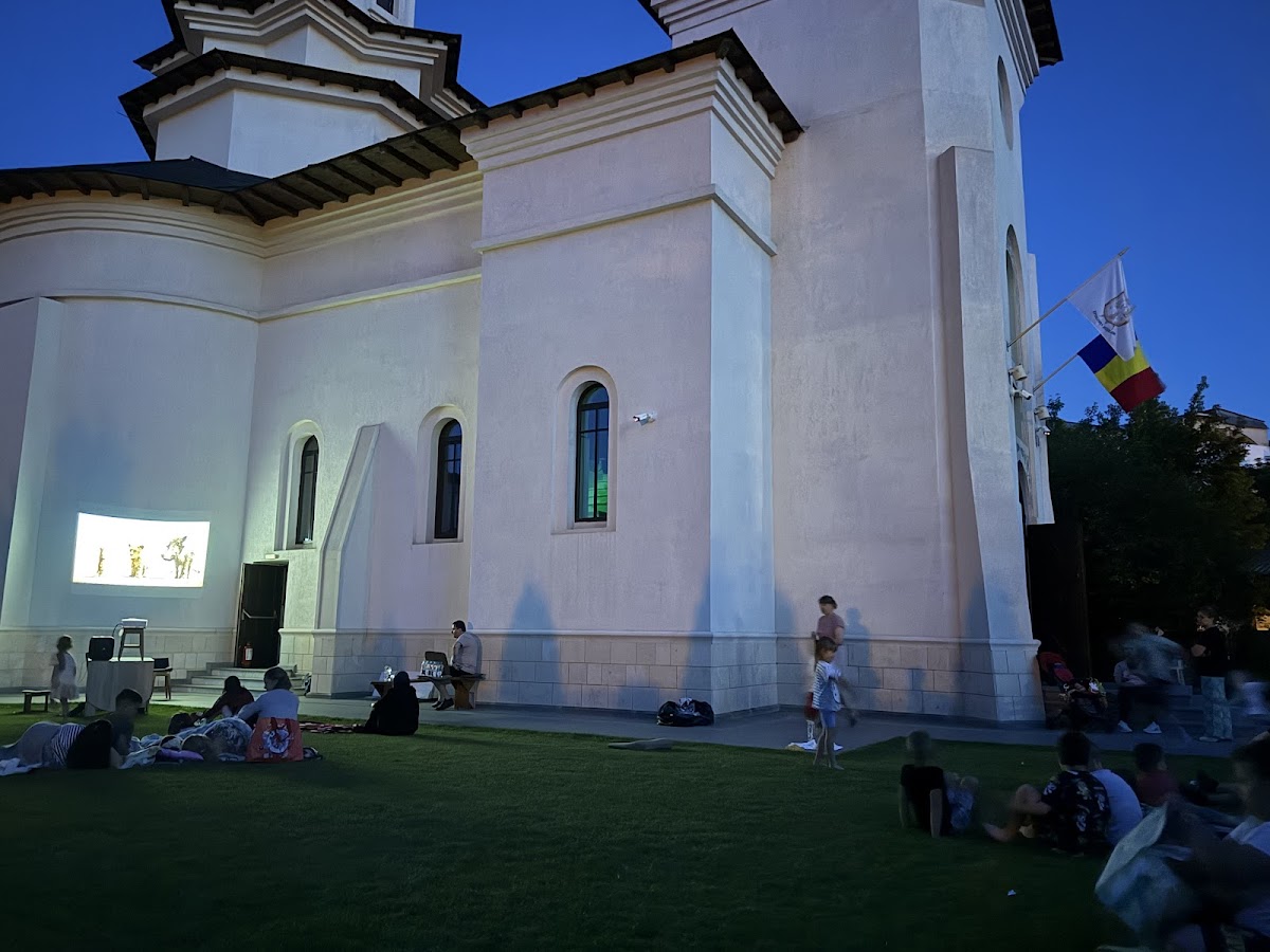 Kathedrale der Apostel Petrus und Paulus und Gregor Palamas Bârlad - foto 5