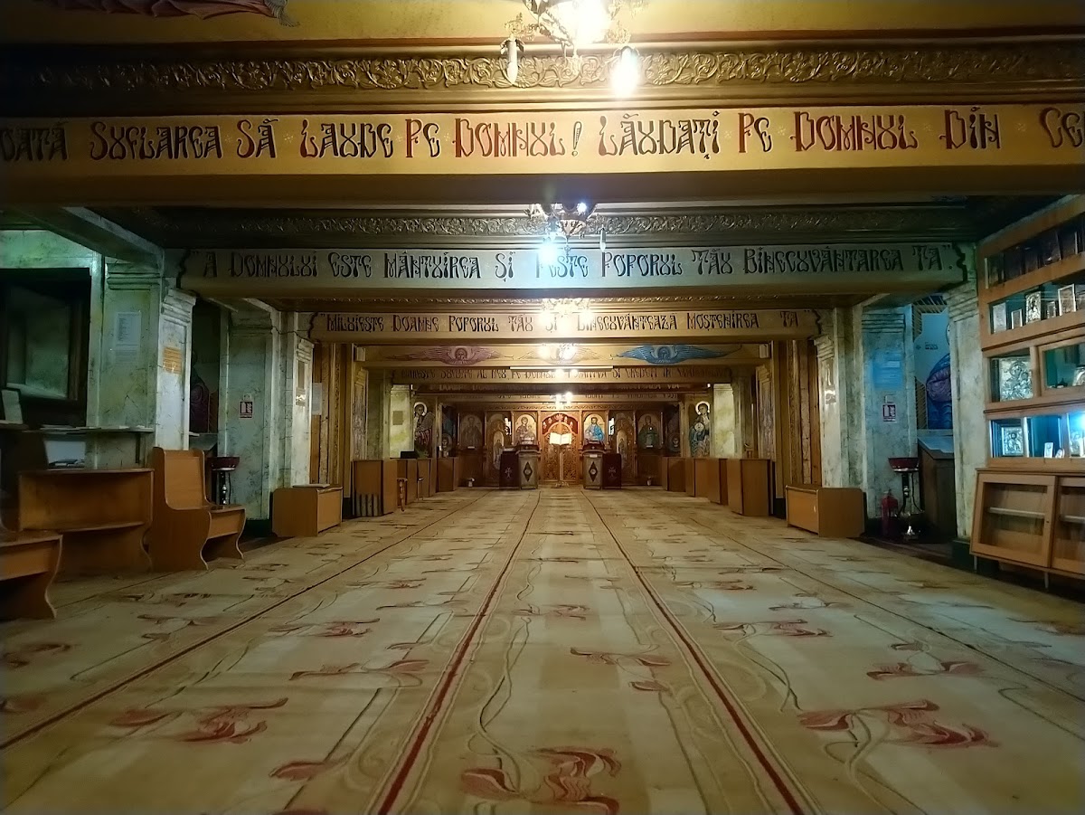 Catedrala Sfânta Treime - foto 5