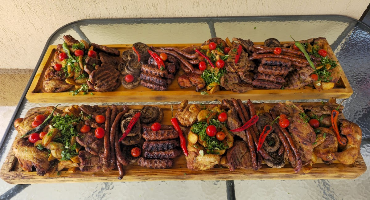 Catering la Remus - foto 2