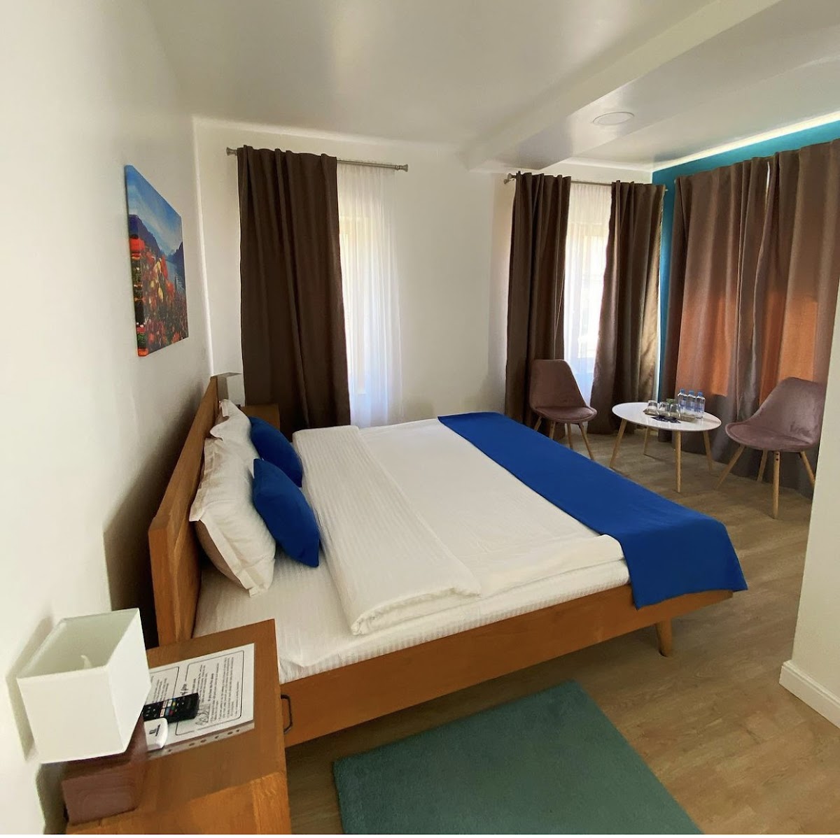 Hébergement Bistrita, chambres de l'hôtel English House, hébergement Bistrița-Năsăud