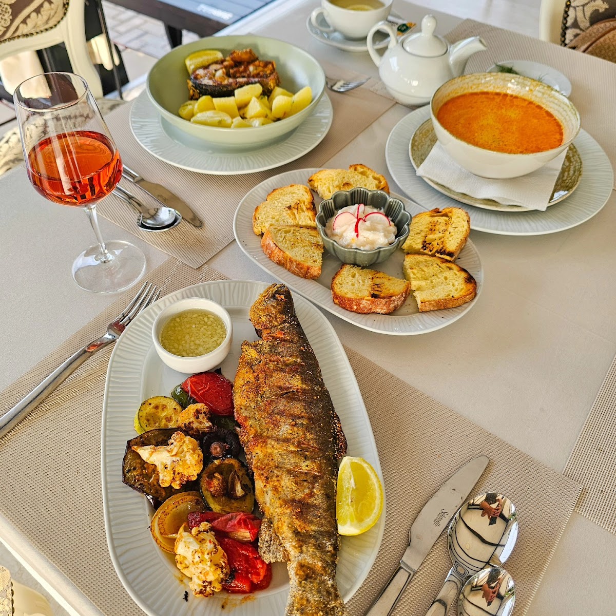 Cazare cu Restaurant Borsa Complex Pescăresc Gura Repezii - foto 5