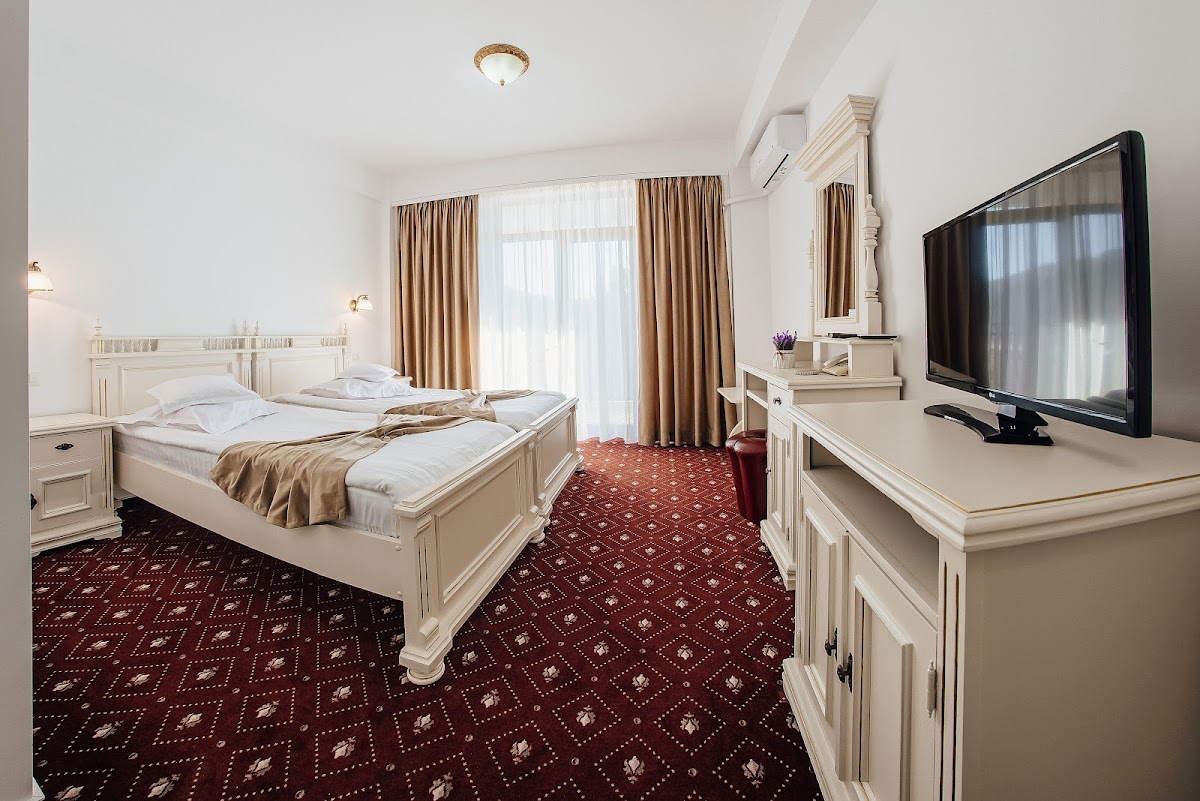 Cazare Pensiune Gura Humorului - Elegance - foto 2