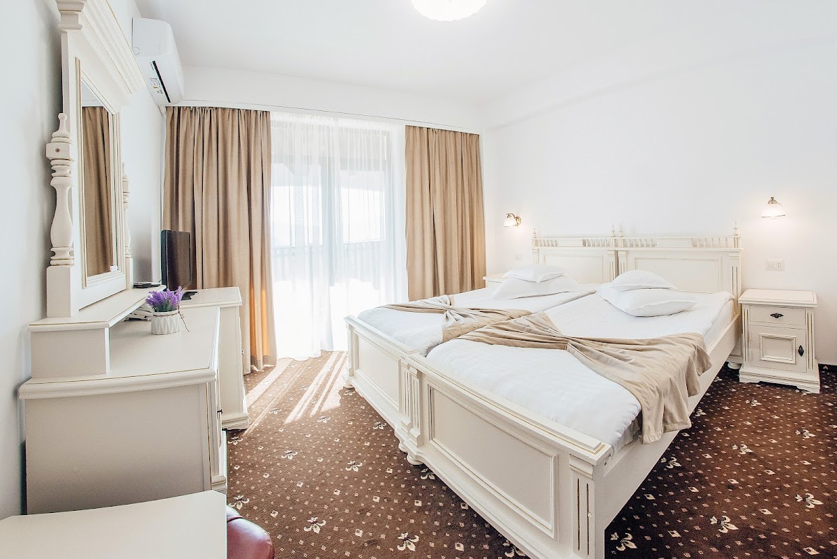 Cazare Pensiune Gura Humorului - Elegance - foto 5