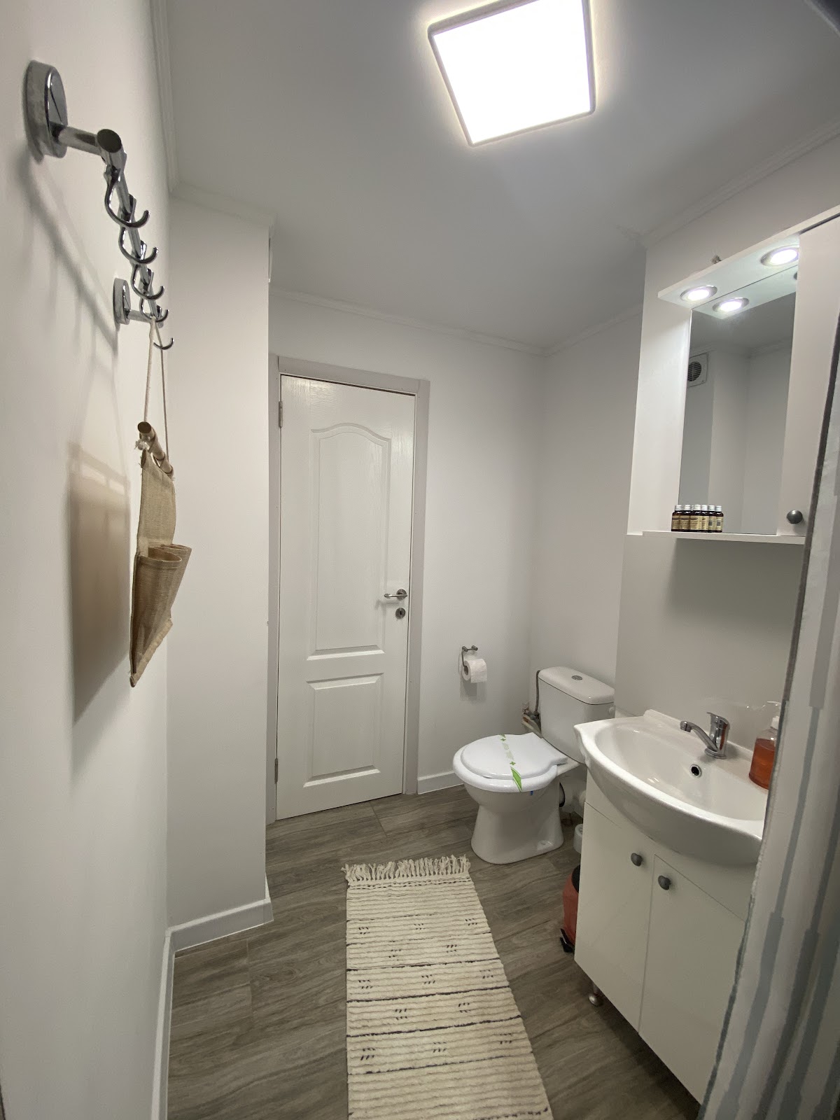 Cazare regim hotelier Bailesti