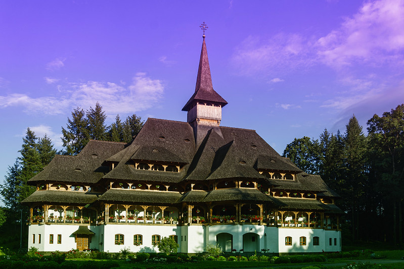 Accommodation in Săpânța, Maramureș - 24/7 Reception Guesthouse