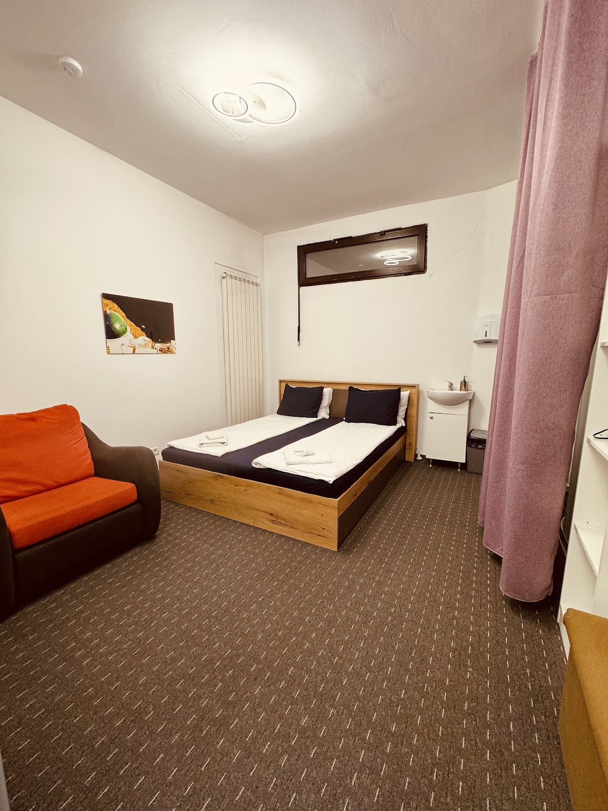 Central Hostel Partener