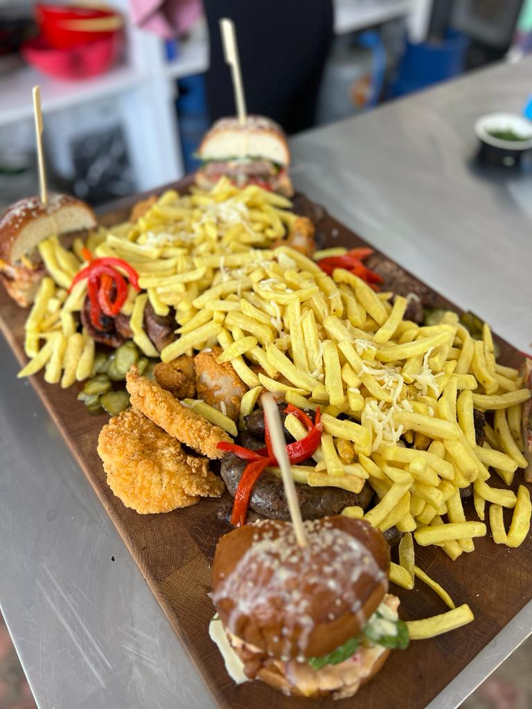 Central Park Grill & Delivery - foto 4