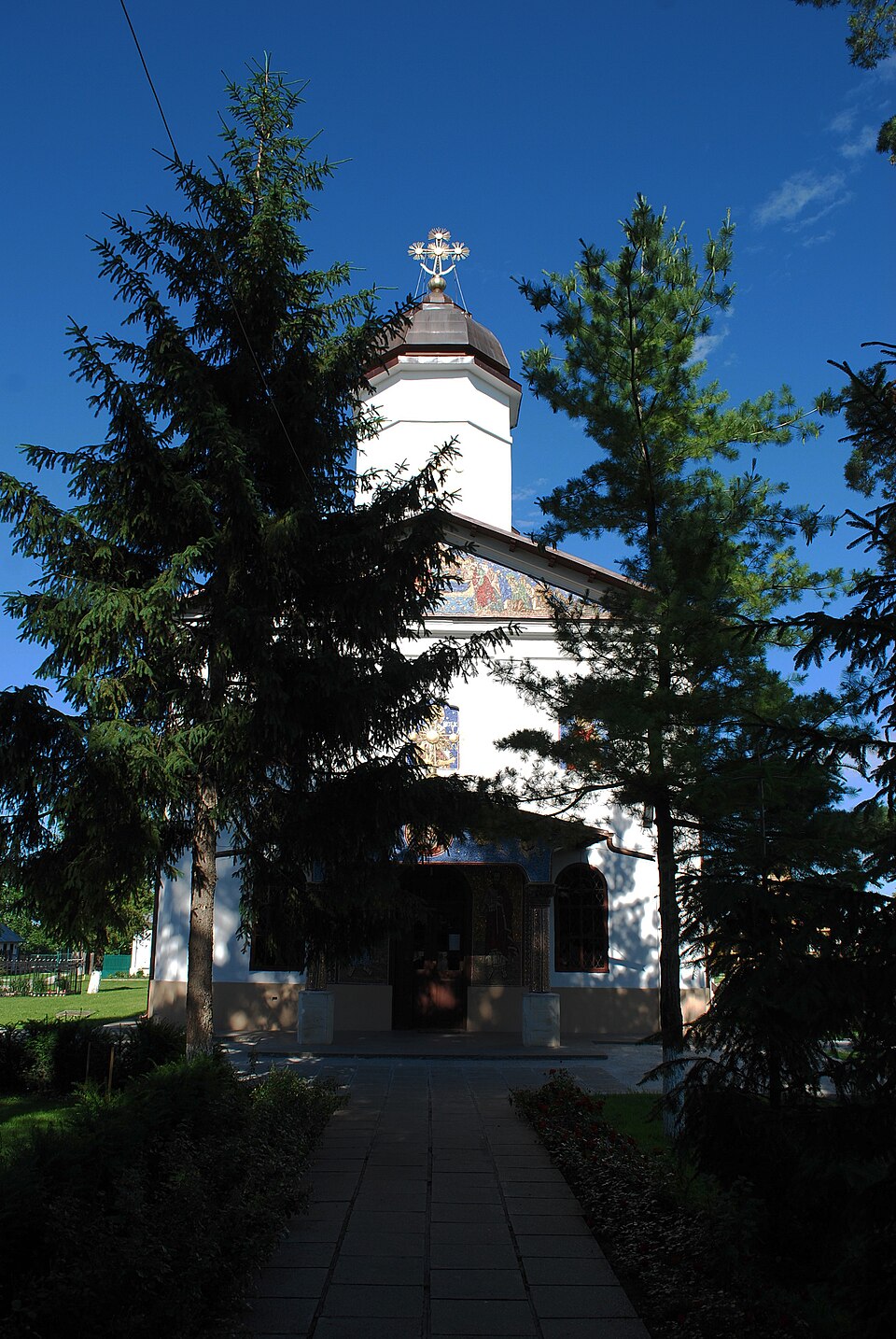 Centrul comunei Ciolpani