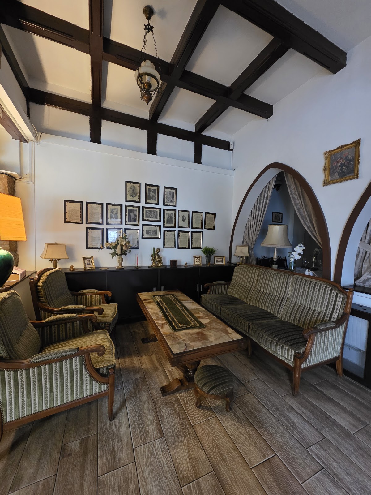 Cercul Gospodinelor - foto 5