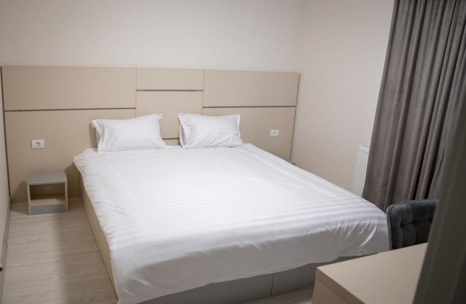 Cernavoda Apartments & Rooms