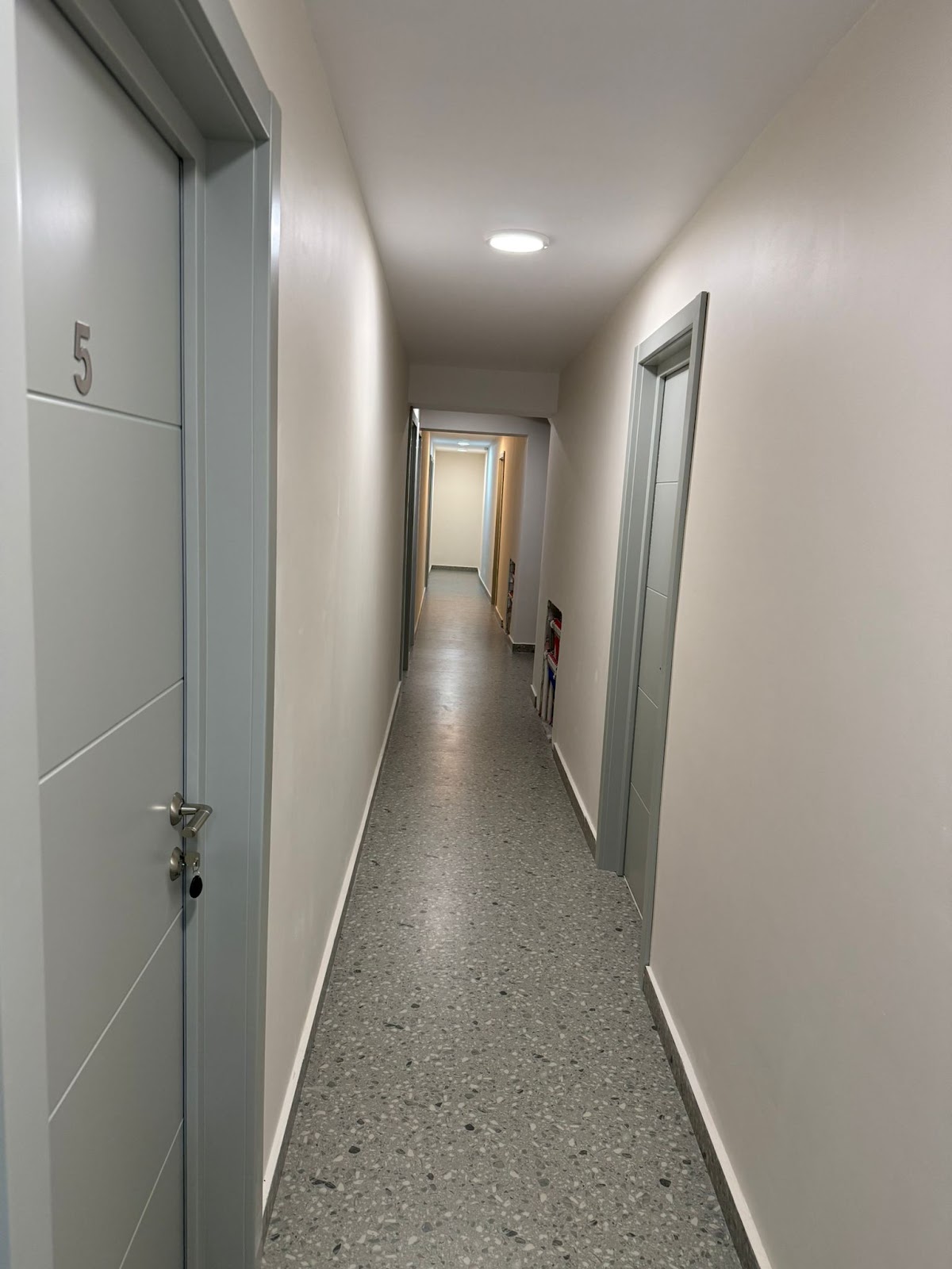 Cernavoda Apartments & Rooms
