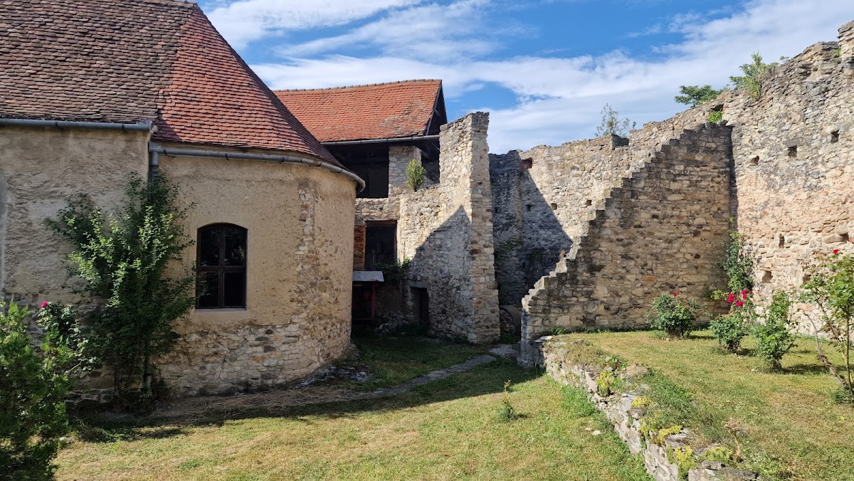 Câlnic Fortress - foto 2