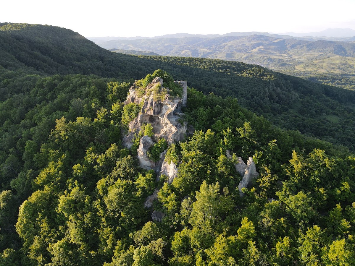Cetatea Ciceului - foto 2