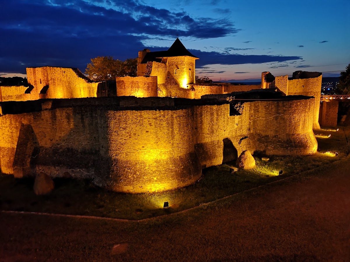 Cetatea de Scaun a Sucevei - foto 2