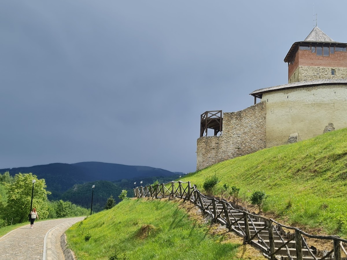Cetatea Mălăieşti - foto 2
