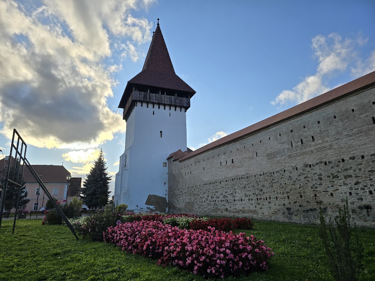 Cetatea Mediaș - foto 1