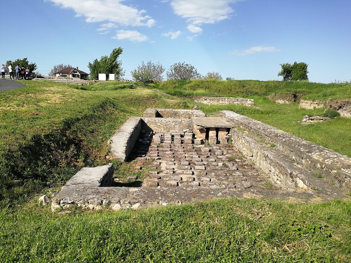 Forteresse Sucidava - foto 1