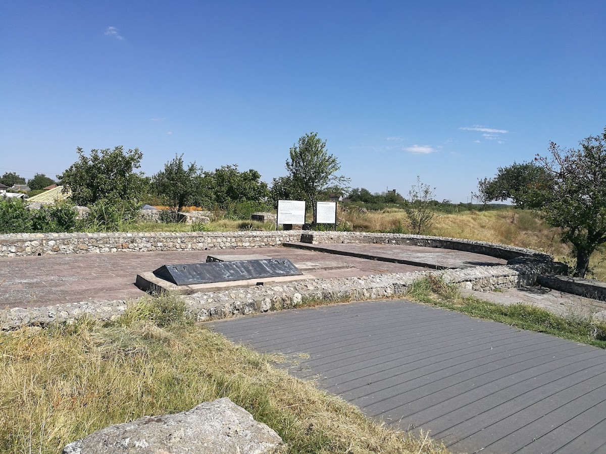 Forteresse Sucidava - foto 3