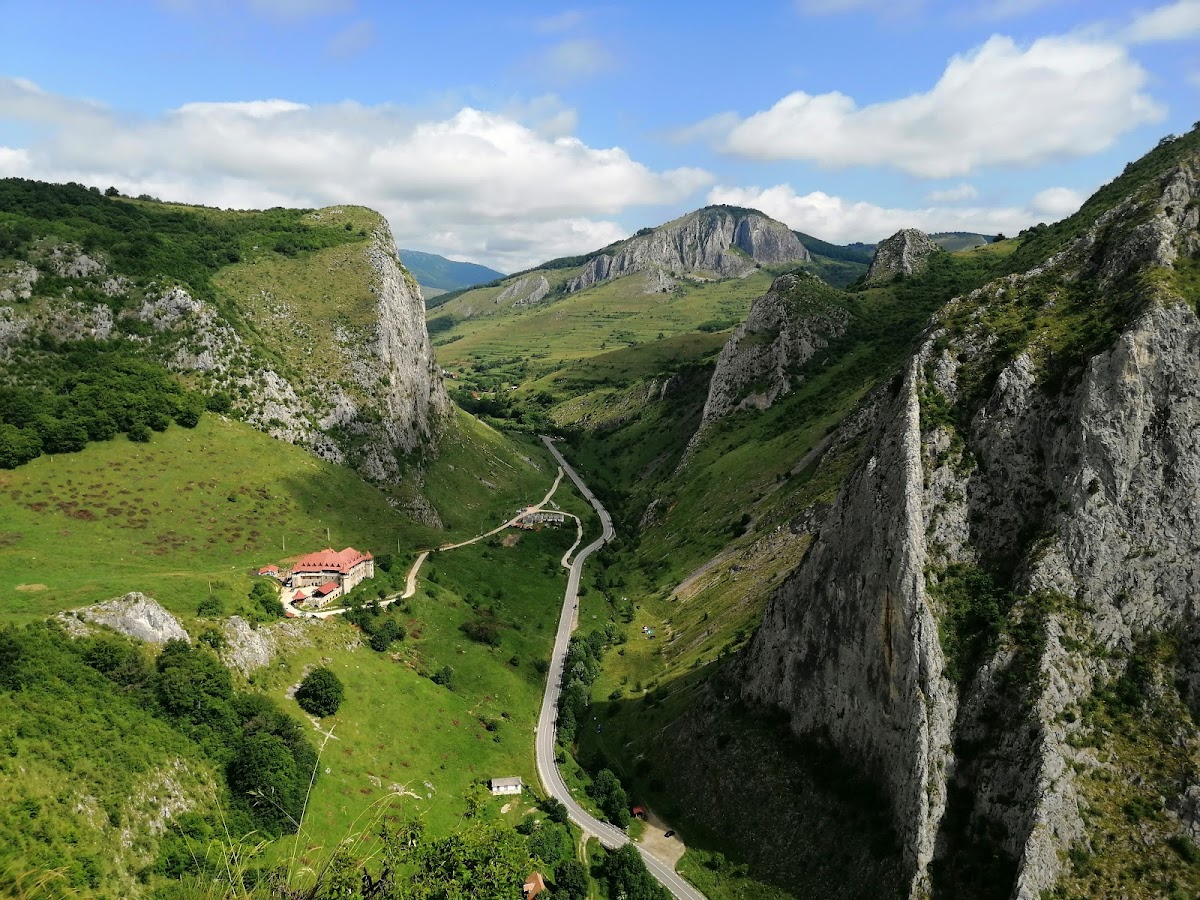 Cheile Vălișoarei - foto 2
