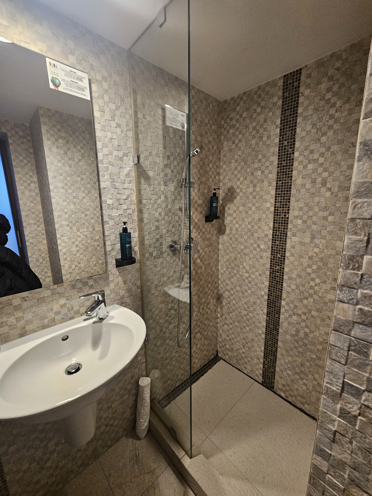 City Hotel & Lounge - foto 5