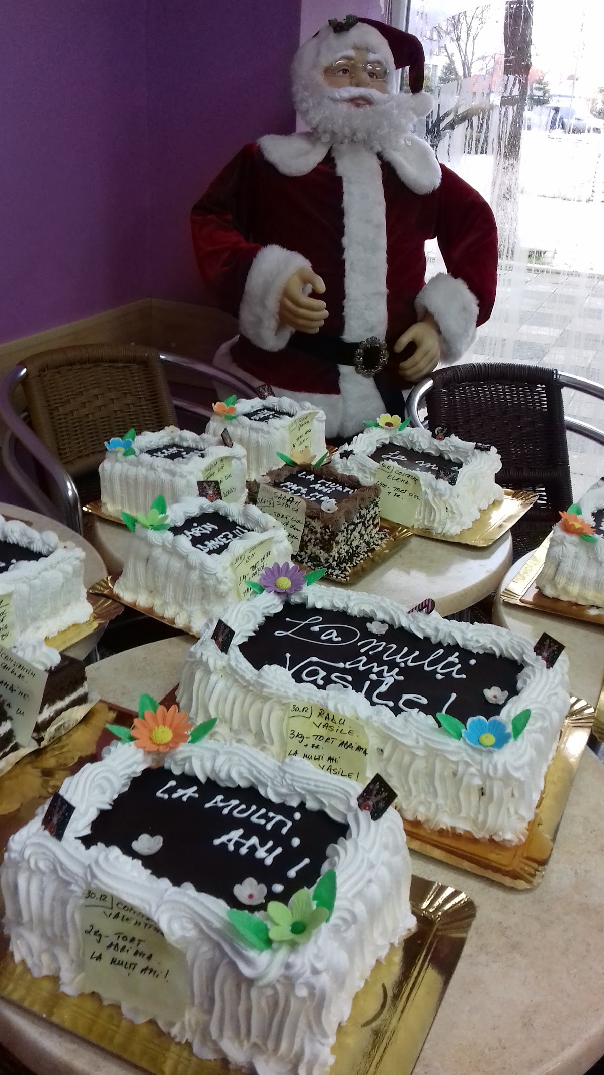 Cofetaria Adriana Tandarei - foto 2