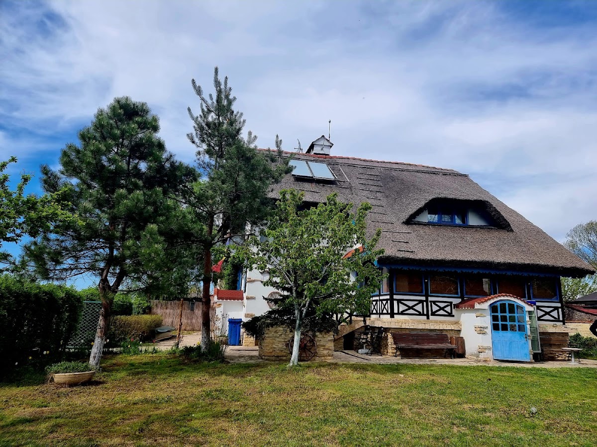 Coliba Vânătorilor, Vulturu