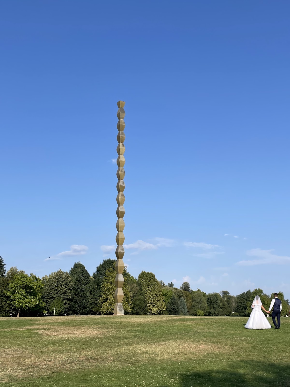 Endlose Säule - foto 1