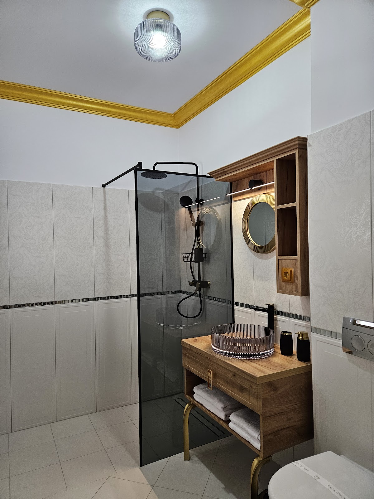 COLT DE RAI DELUXE & SPA