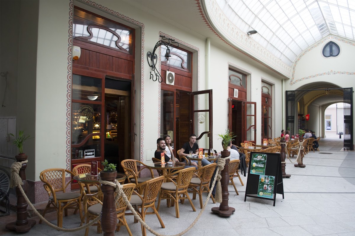 Columbus Cafe, Oradea