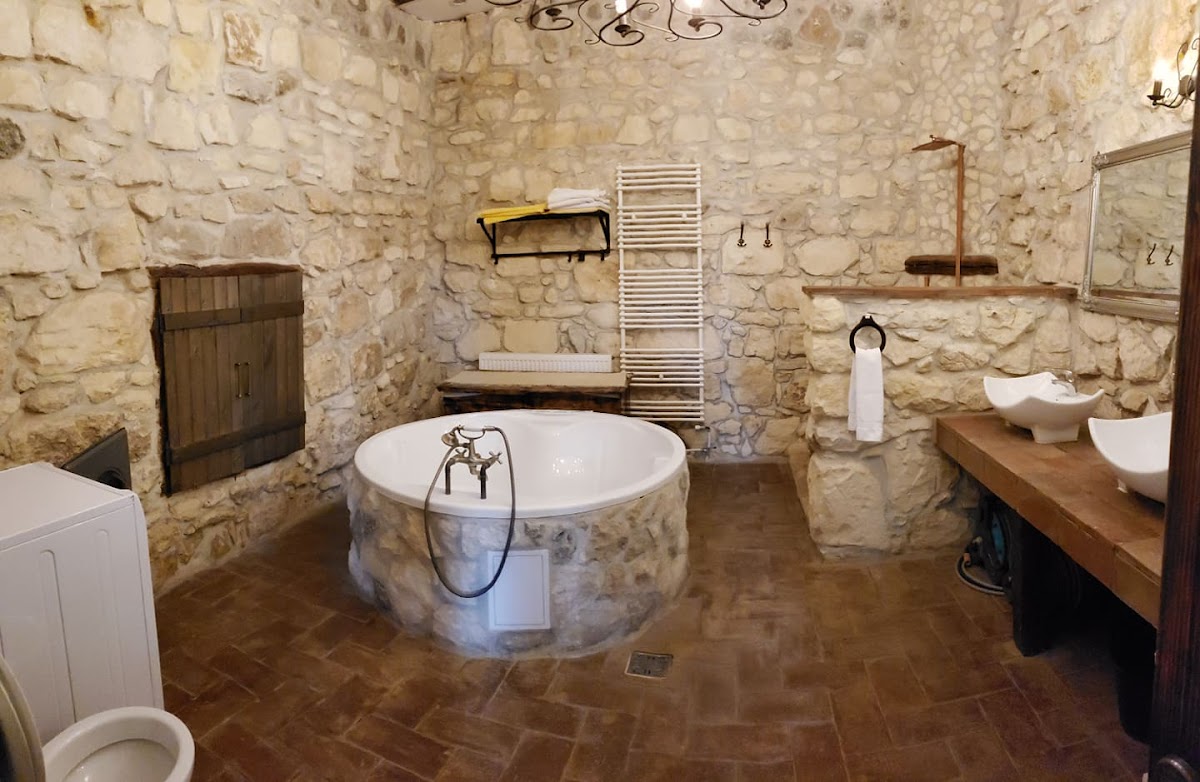 Complex Casa Dacilor Podeni