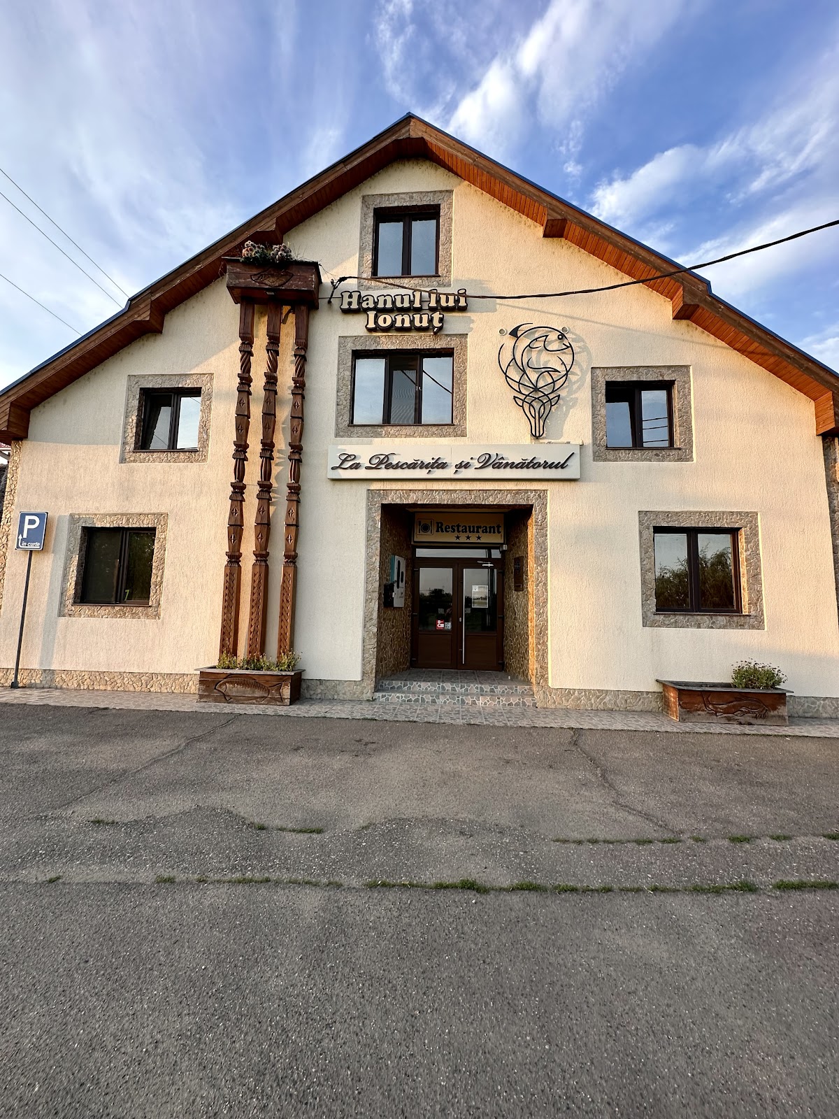 Complex Hanul lui Ionuț