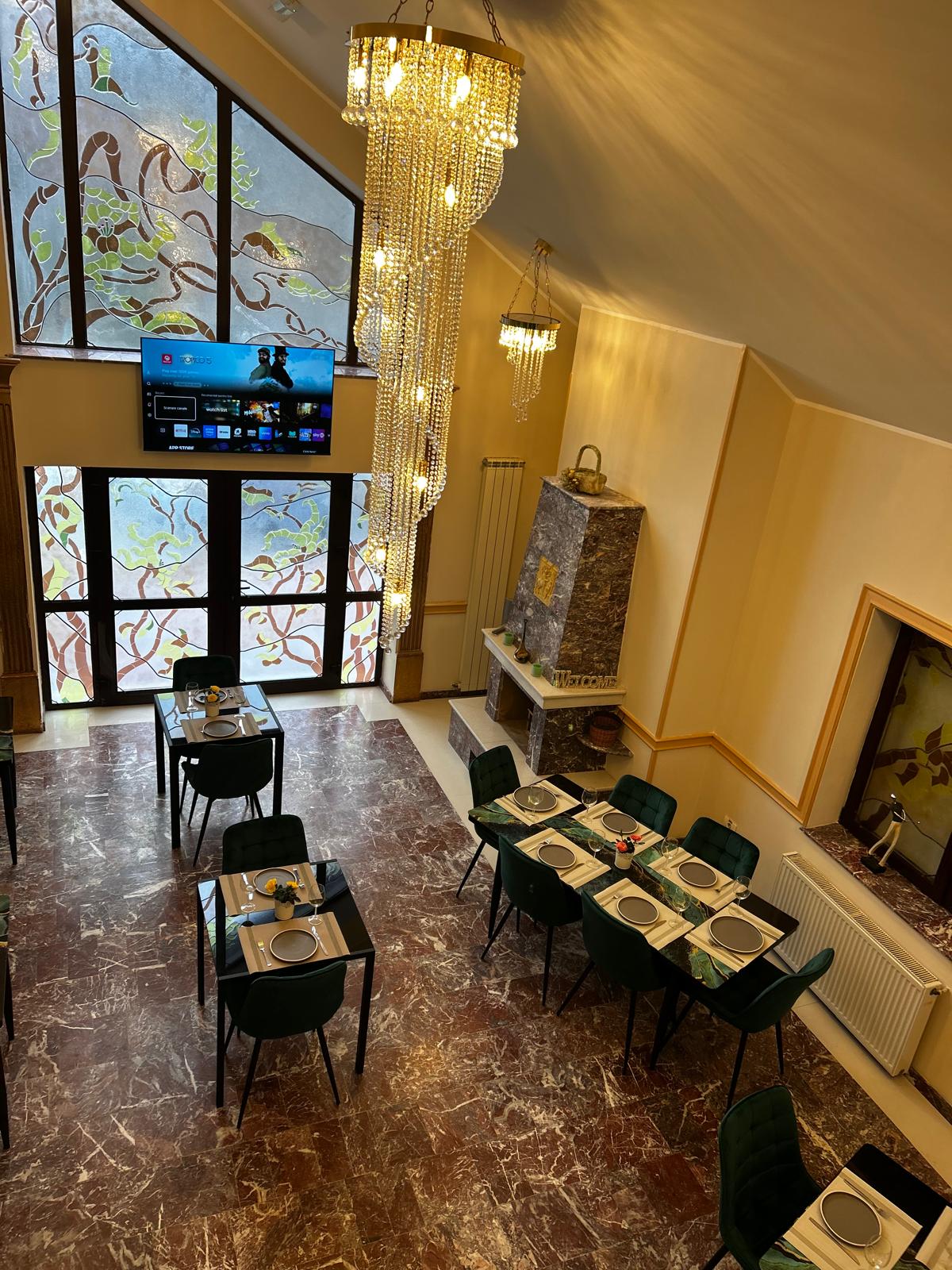 Complex Hotelier Scrovistea