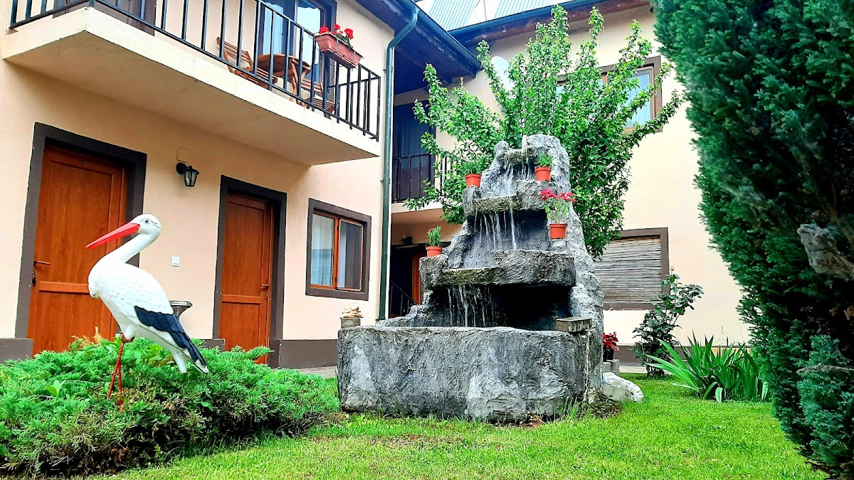 Complex Lotus Crisan - foto 1