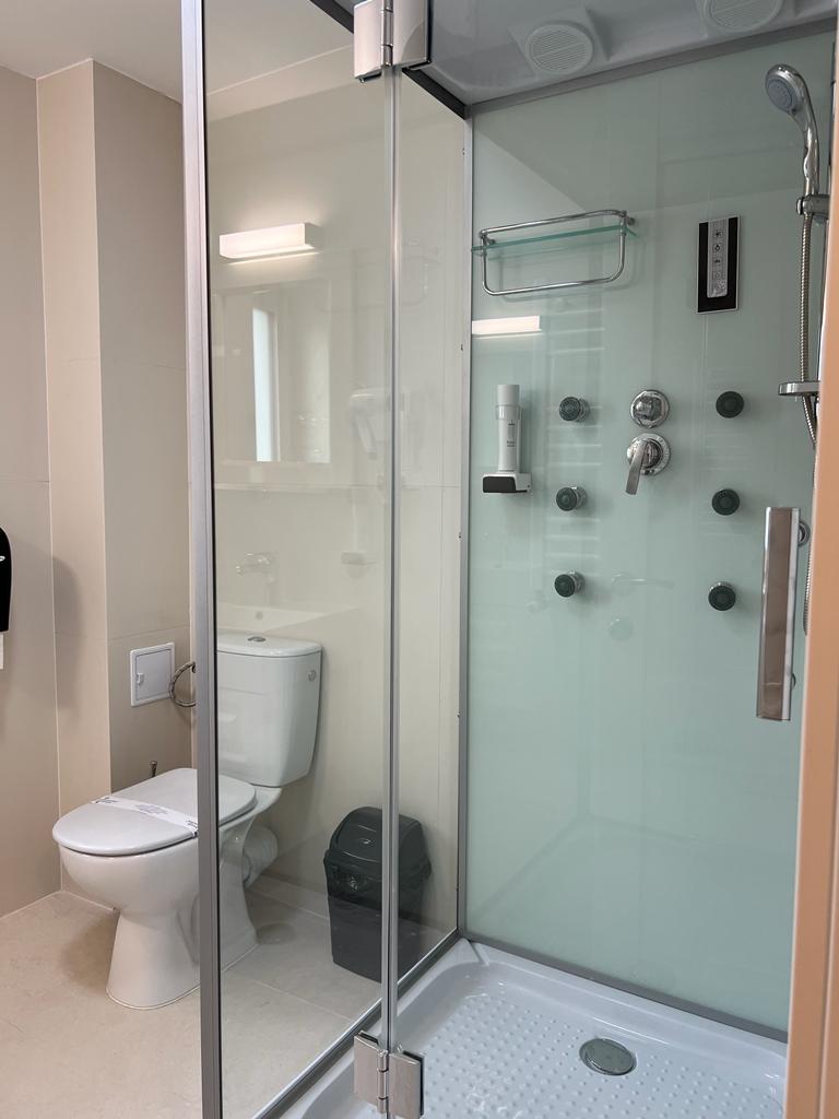 Complex Parc Pini Moinesti - foto 4