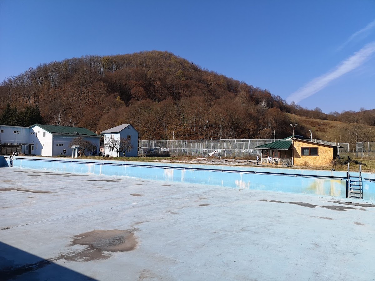 Complex Turistic Gura Jgheabului - foto 2