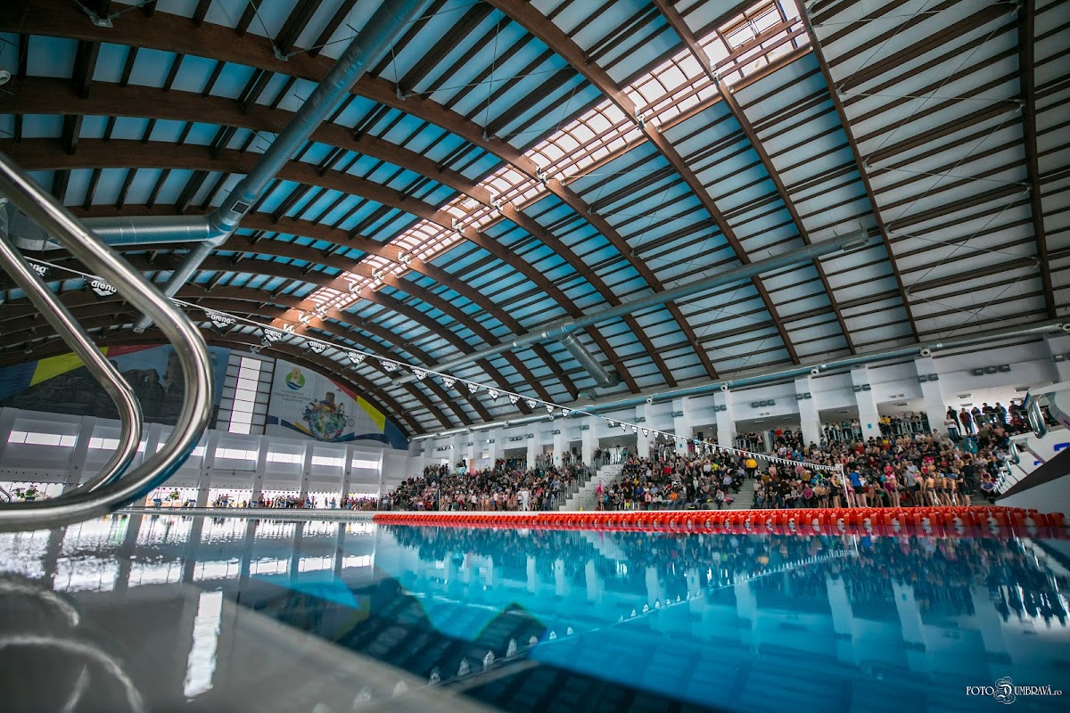 Complexul Turistic de Natație Târgoviște - foto 1