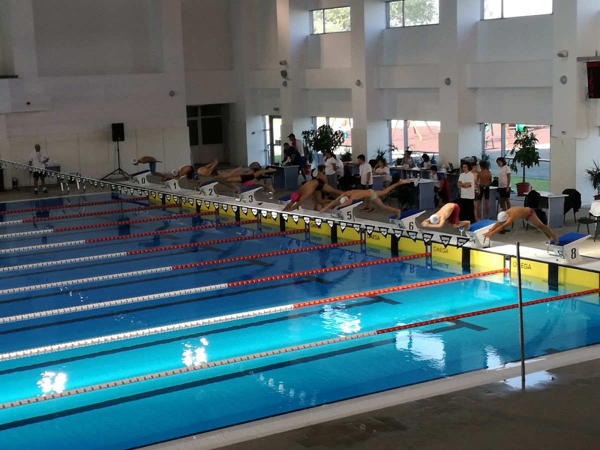 Complexul Turistic de Natație Târgoviște - foto 5