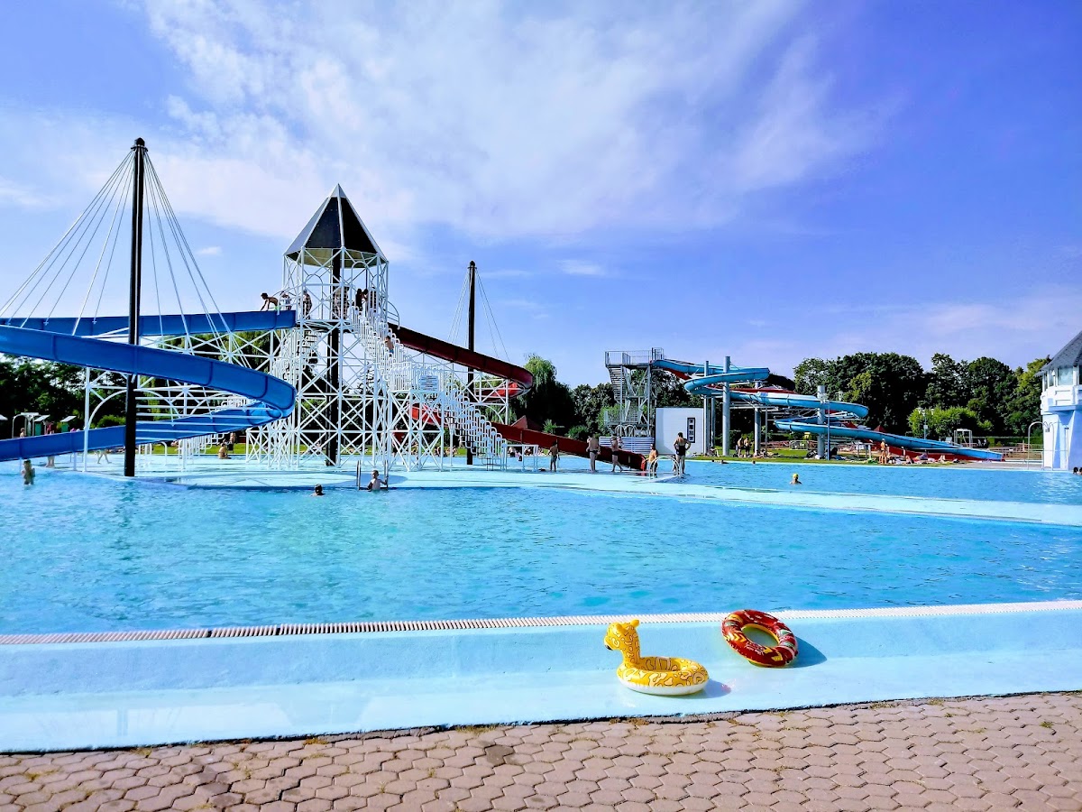 Complexul Weekend - foto 2